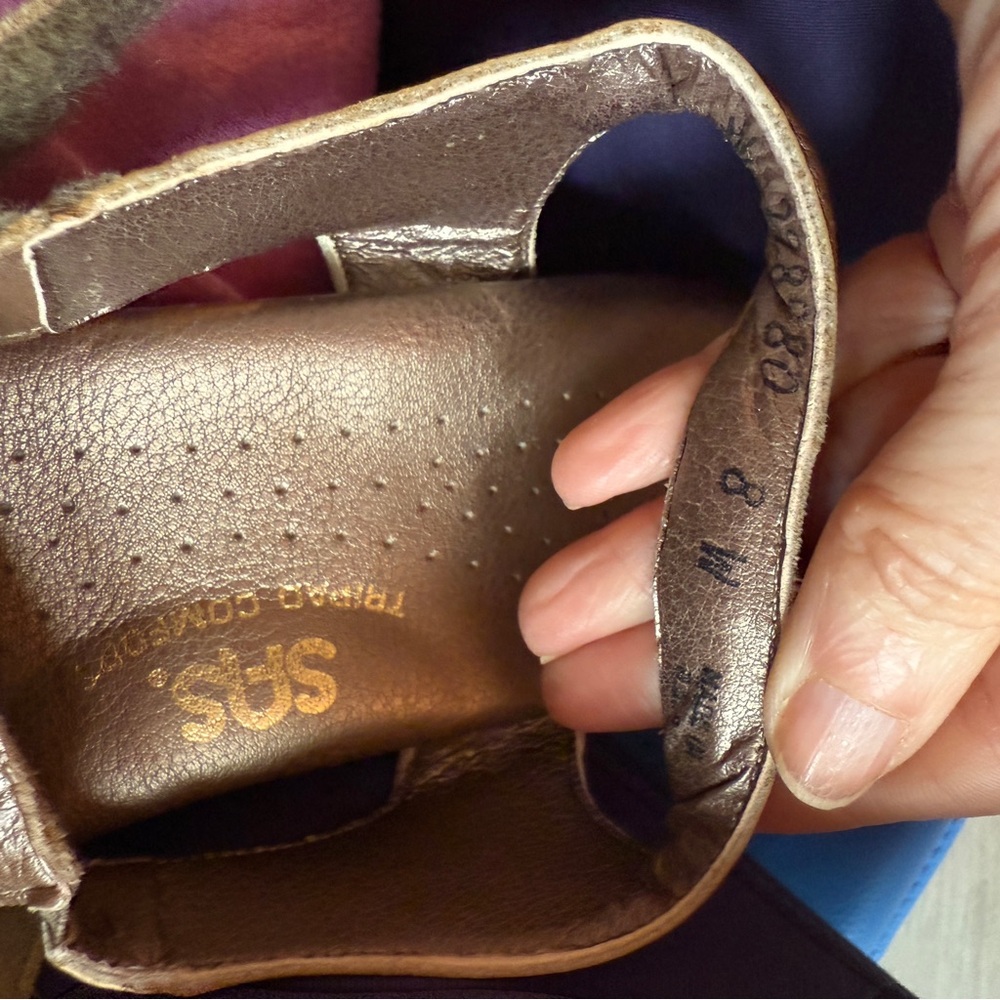 SAS Women's Brown Sandals - Picture 6 of 8